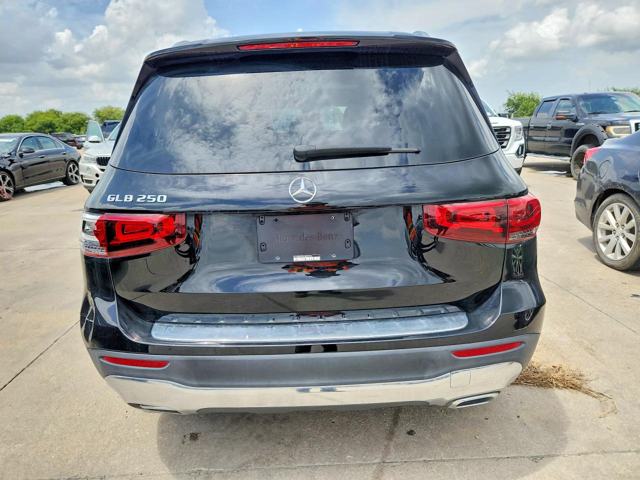 2020 MERCEDES-BENZ GLB GLB250