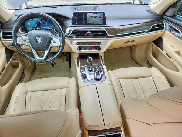 2018 BMW 740 xDrive