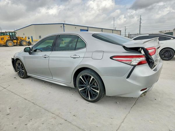 2018 TOYOTA CAMRY XSE