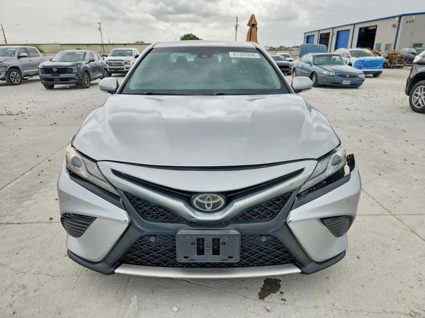 2018 TOYOTA CAMRY XSE