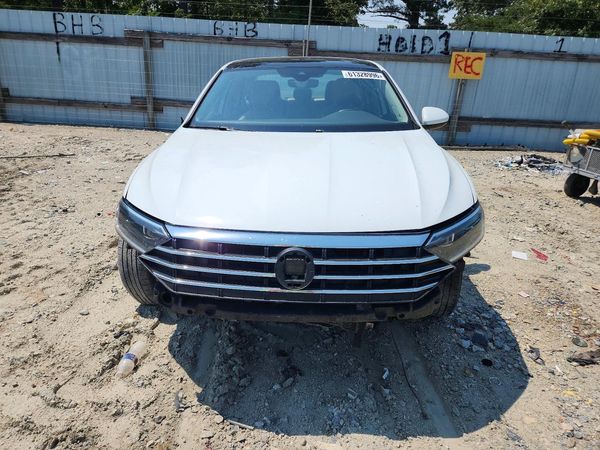 2019 VOLKSWAGEN JETTA SEL