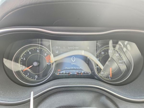 2023 JEEP CHEROKEE ALTITUDE LUX 4X4