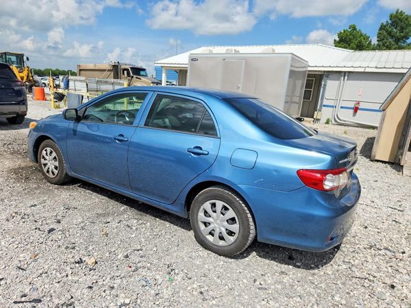 2013 TOYOTA COROLLA