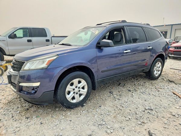 2014 CHEVROLET TRAVERSE LS