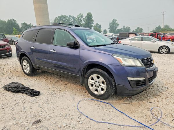 2014 CHEVROLET TRAVERSE LS