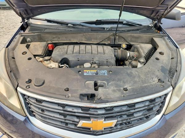 2014 CHEVROLET TRAVERSE LS