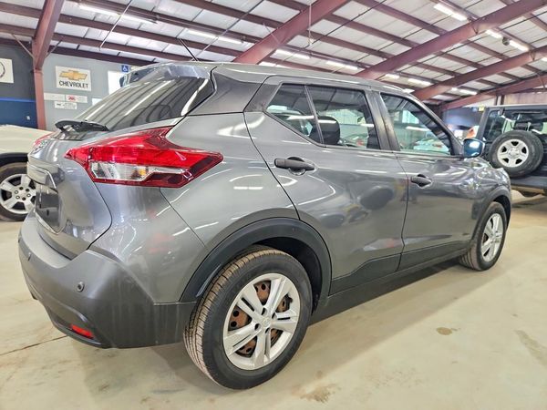 2020 NISSAN KICKS