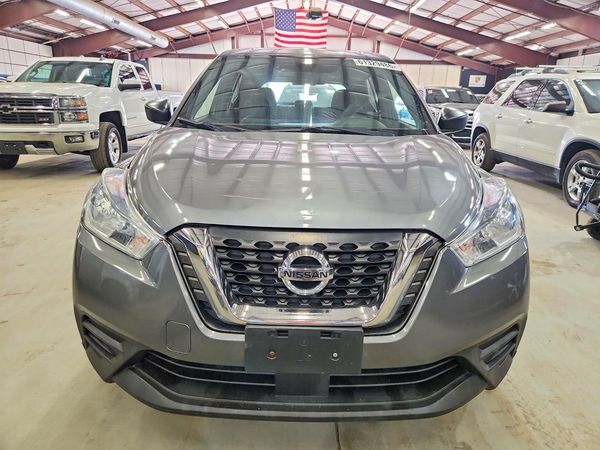 2020 NISSAN KICKS