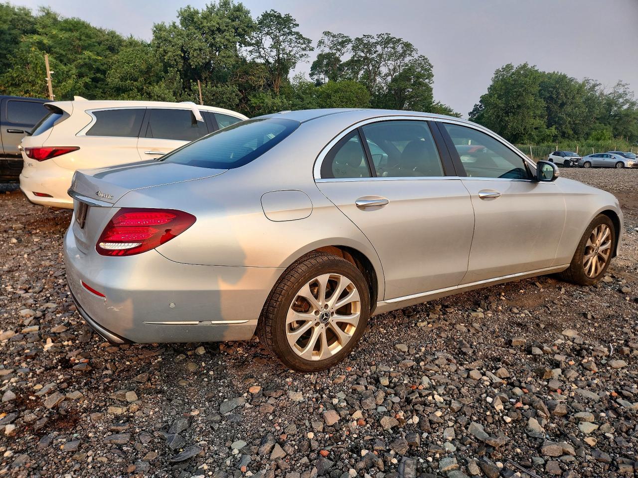 2019 MERCEDES-BENZ E E300-4M