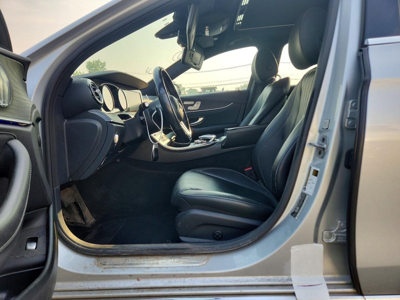 2019 MERCEDES-BENZ E E300-4M