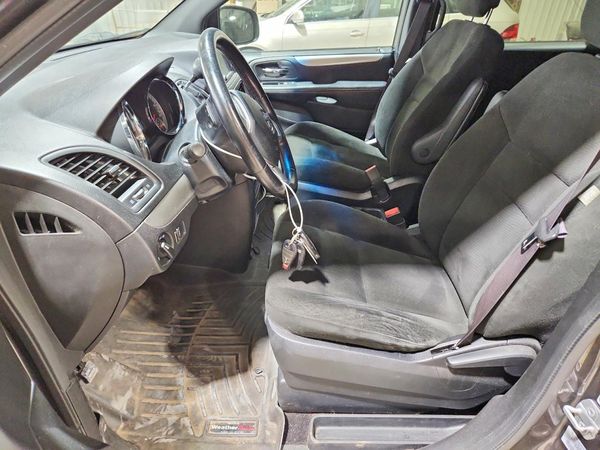 2015 DODGE GRAND CARAVAN SE