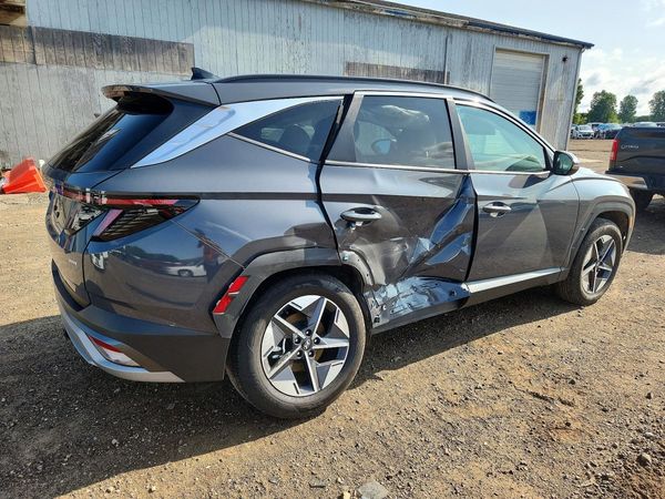 2025 HYUNDAI TUCSON