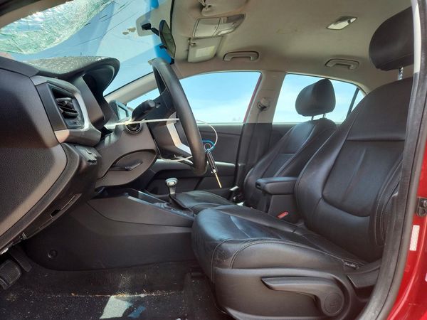 2020 KIA RIO 5-DOOR LX, S