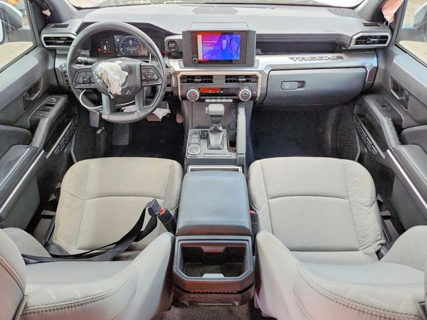 2025 TOYOTA TACOMA