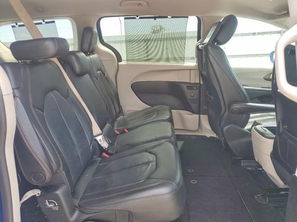 2019 CHRYSLER PACIFICA