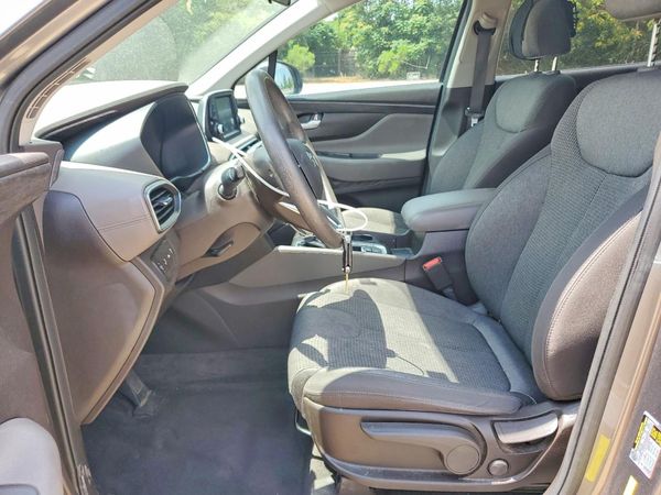 2019 HYUNDAI SANTA FE SE