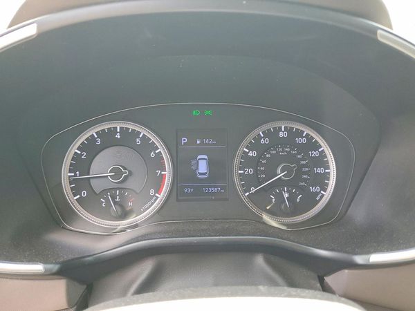 2019 HYUNDAI SANTA FE SE
