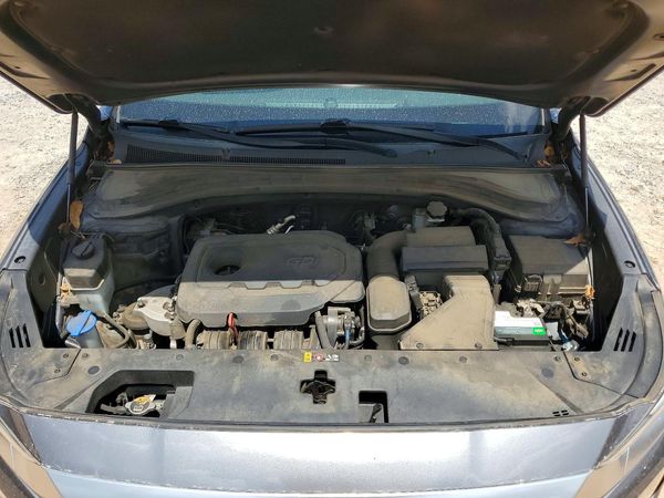 2019 HYUNDAI SANTA FE SE