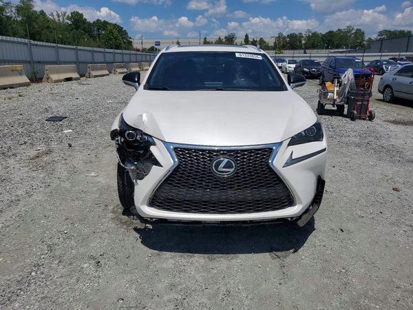 2015 LEXUS NX 200t Luxury