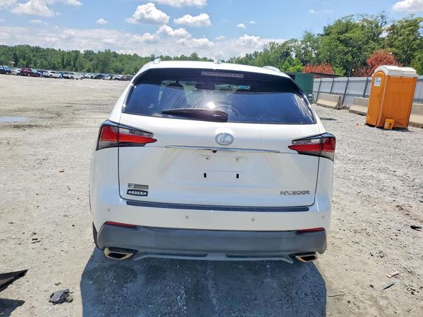 2015 LEXUS NX 200t Luxury