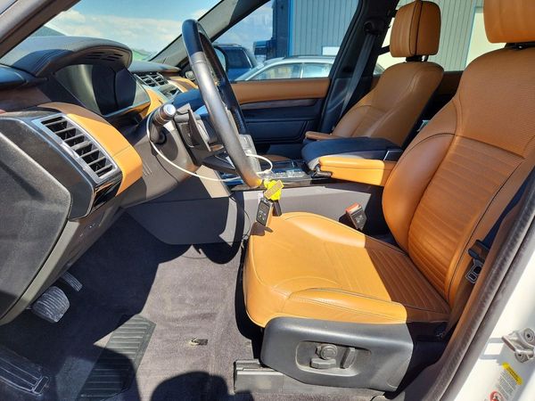 2019 LAND ROVER DISCOVERY HSE Luxury
