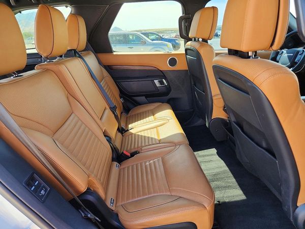 2019 LAND ROVER DISCOVERY HSE Luxury