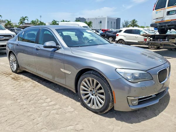 2013 BMW 750 750Li/Alpina B7