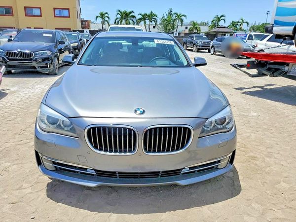 2013 BMW 750 750Li/Alpina B7