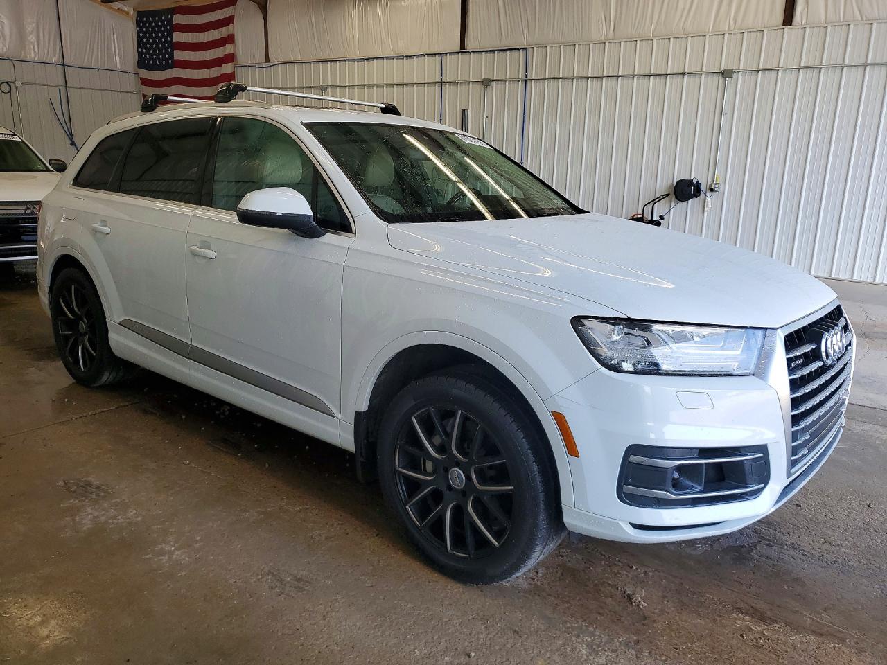 2017 AUDI Q7 quattro Prestige
