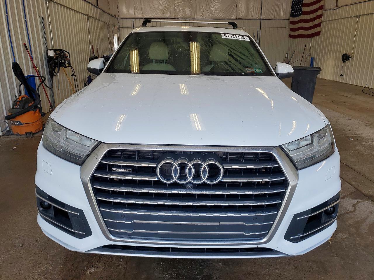 2017 AUDI Q7 quattro Prestige