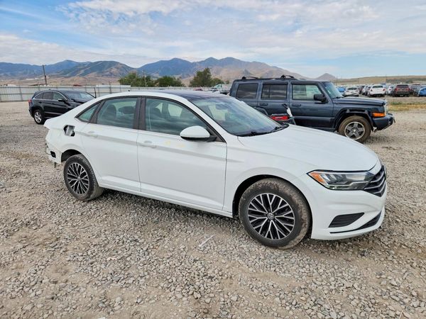 2021 VOLKSWAGEN JETTA S / SE / R-Line