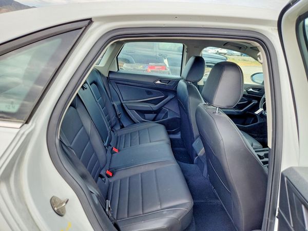 2021 VOLKSWAGEN JETTA S / SE / R-Line