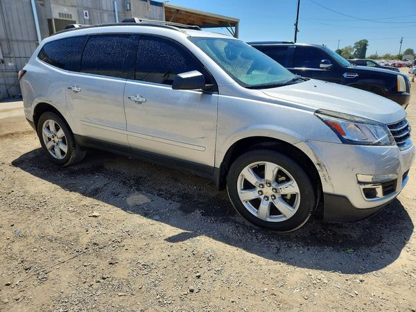 2017 CHEVROLET TRAVERSE