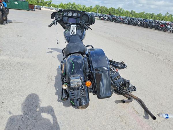 2023 HARLEY-DAVIDSON FLHXST