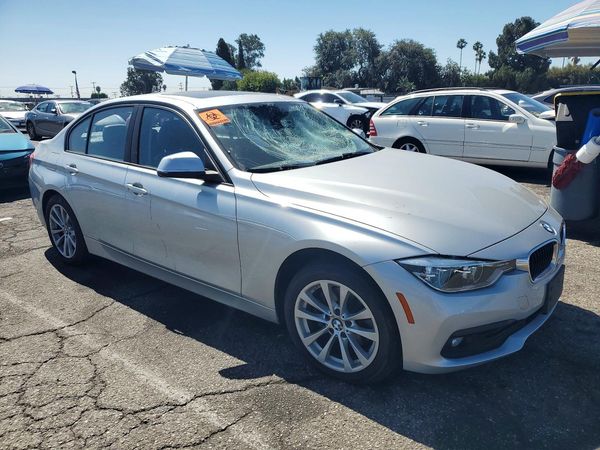 2018 BMW 320