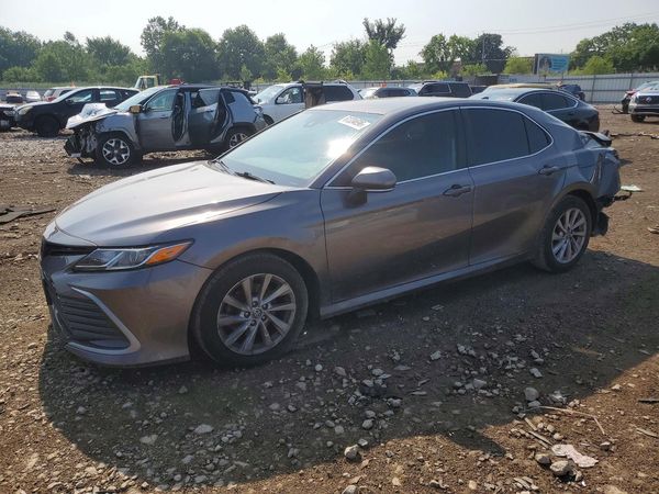 2023 TOYOTA CAMRY