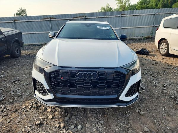 2022 AUDI RS Q8 quattro