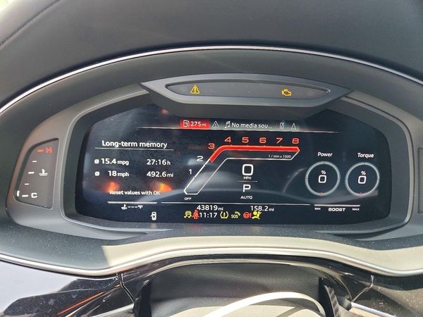 2022 AUDI RS Q8 quattro