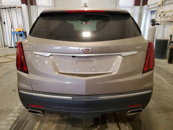 2023 CADILLAC XT5 Luxury
