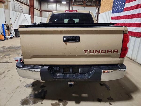 2017 TOYOTA TUNDRA SR5/TRD Pro