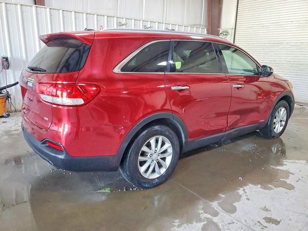 2016 KIA SORENTO L / LX