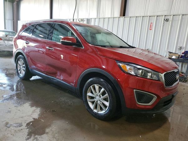 2016 KIA SORENTO L / LX