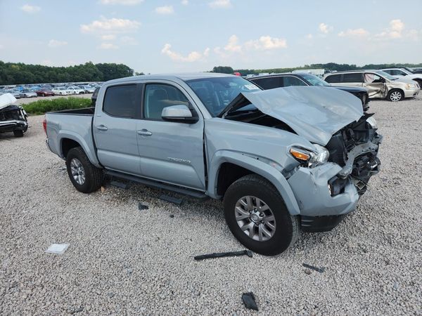 2019 TOYOTA TACOMA SR5