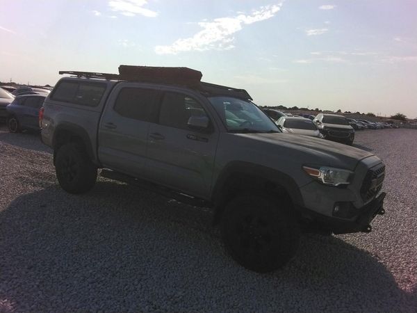 2018 TOYOTA TACOMA