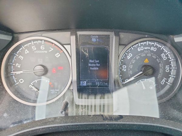 2018 TOYOTA TACOMA