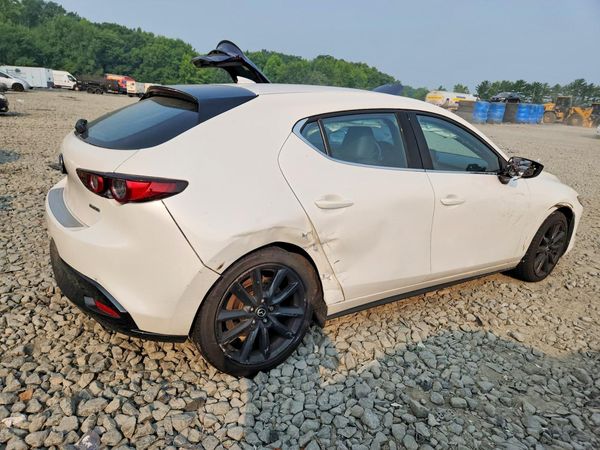 2021 MAZDA 3