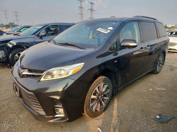 2019 TOYOTA SIENNA