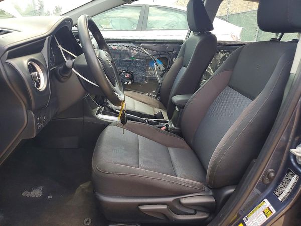 2019 TOYOTA COROLLA