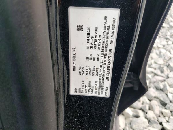 2024 TESLA MODEL 3