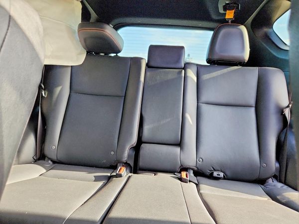 2016 TOYOTA RAV4 SE (S Grade)